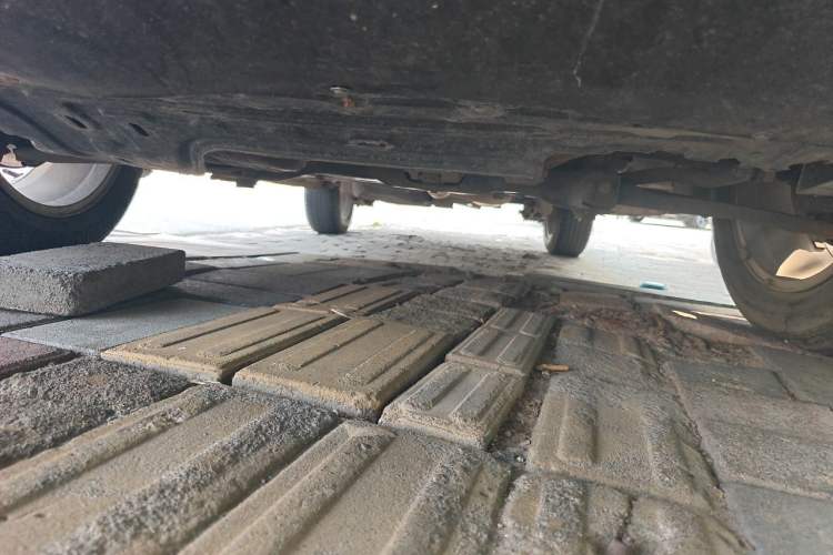 Used Dongfeng Fengon S560 2019 1.8L Manual Urban Model Chassis Front