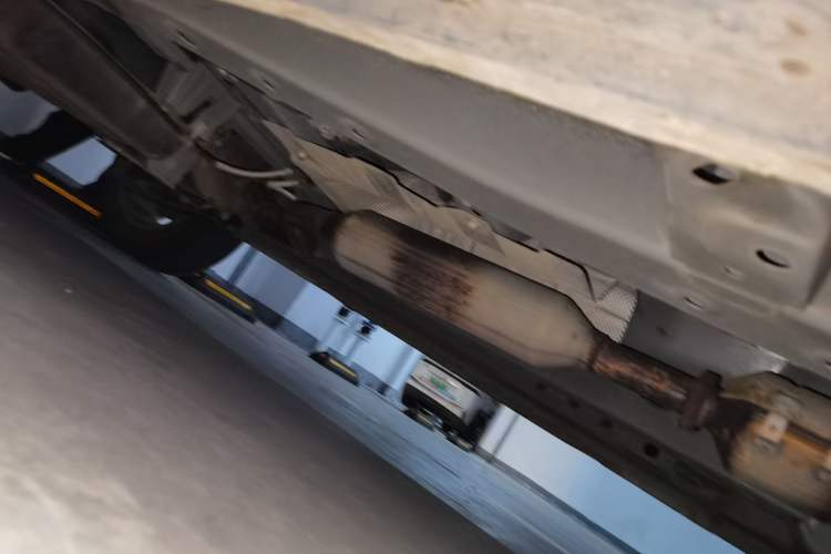 Used Dongfeng Fengon S560 2019 1.8L Manual Urban Model Chassis Front Right