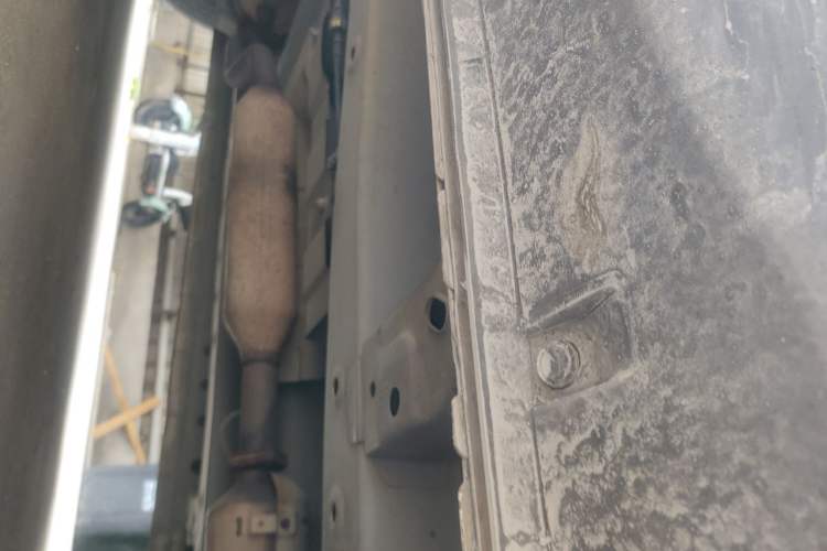 Used Dongfeng Fengon S560 2019 1.8L CVT Comfort Edition Chassis Front Right