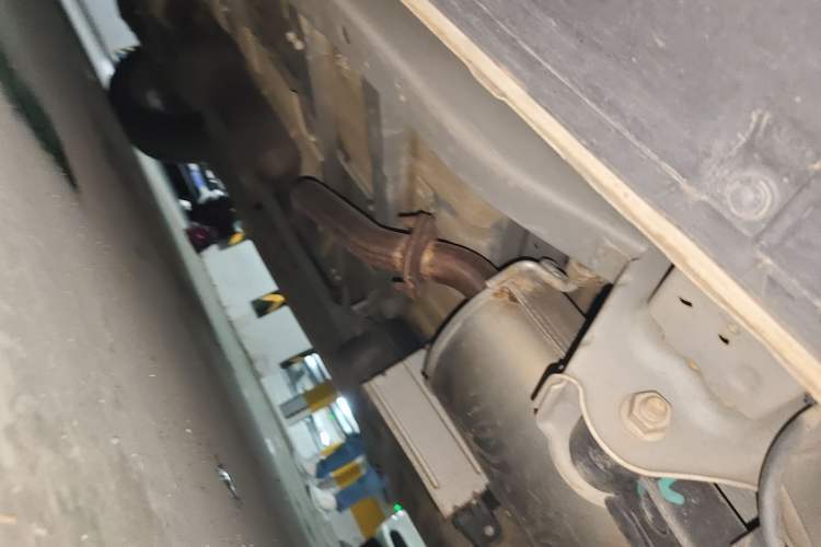 Used Dongfeng Fengon S560 2019 1.8L CVT Elite Model Chassis Rear Left