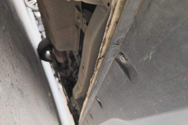 Used Dongfeng Fengon S560 2019 1.8L CVT Elite Model Chassis Rear Right