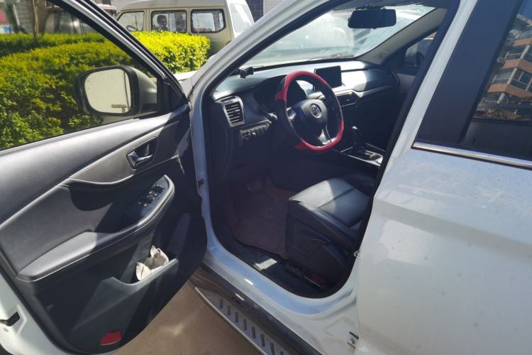 Used Dongfeng Fengon S560 2019 1.8L CVT Elite Model Driver Seat