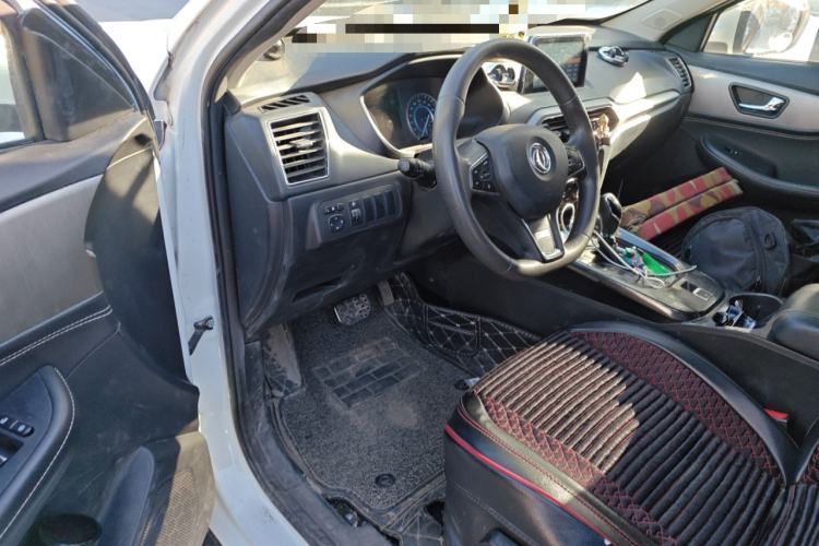 Used Dongfeng Fengon S560 2019 1.8L CVT Elite Model Driver Seat