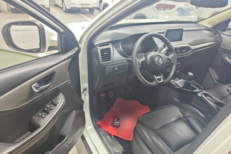 Used Dongfeng Fengon S560 2019 1.8L Manual Urban Model Driver Seat