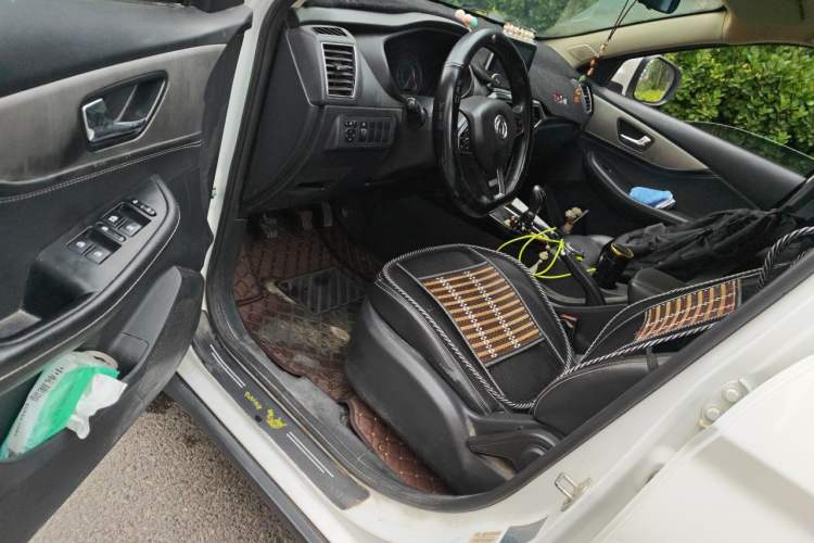 Used Dongfeng Fengon S560 2019 1.8L Manual Urban Model Driver Seat