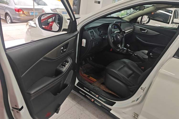 Used Dongfeng Fengon S560 2019 1.8L Manual Urban Model Driver Seat