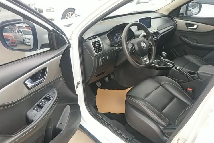 Used Dongfeng Fengon S560 2019 1.8L Manual Urban Model Driver Seat
