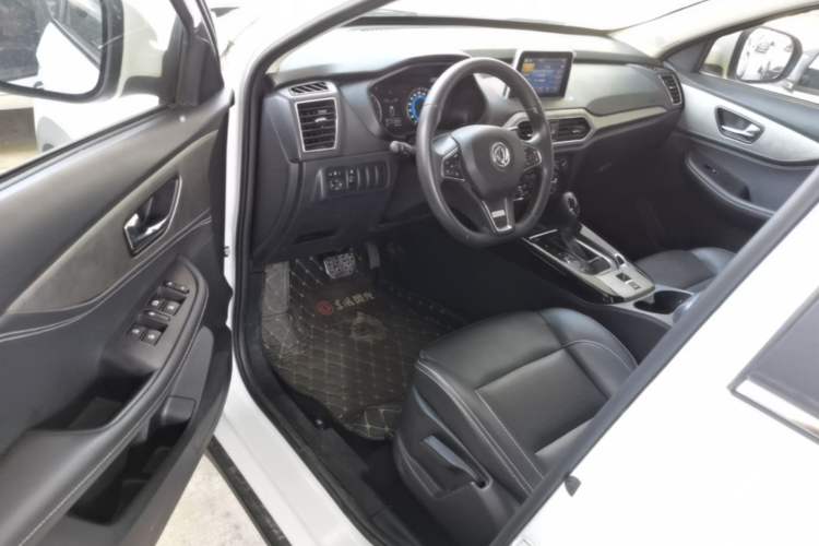 Used Dongfeng Fengon S560 2019 1.8L CVT Elite Model Driver Seat