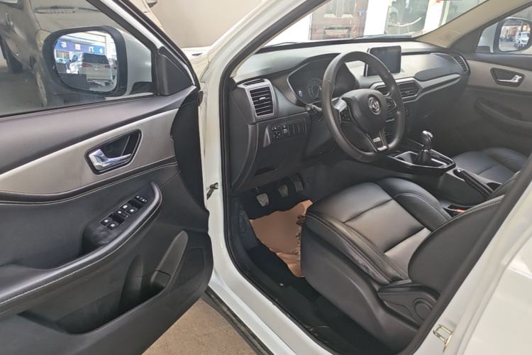 Used Dongfeng Fengon S560 2019 1.8L Manual Urban Model Driver Seat