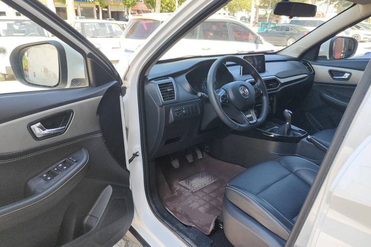 Used Dongfeng Fengon S560 2019 1.8L Manual Urban Model Driver Seat