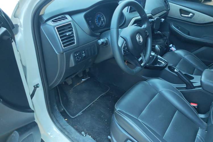 Used Dongfeng Fengon S560 2019 1.8L Manual Urban Model Driver Seat