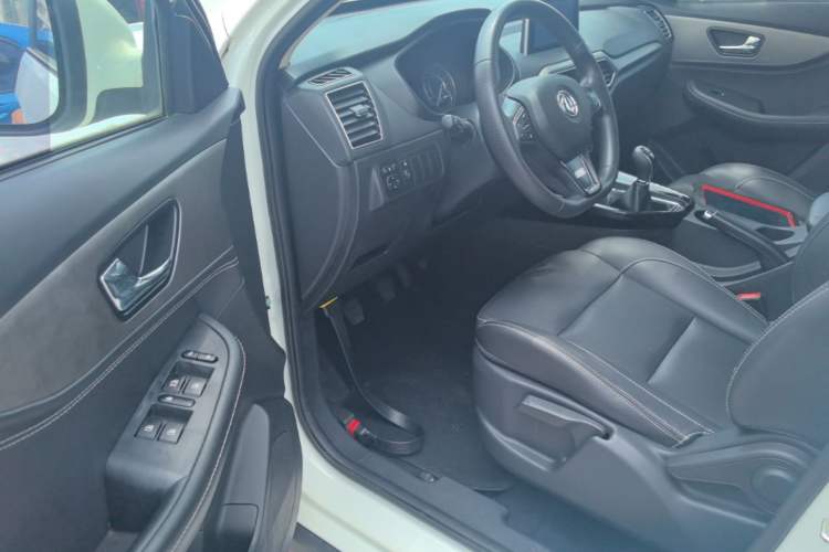 Used Dongfeng Fengon S560 2019 1.8L Manual Urban Model Driver Seat