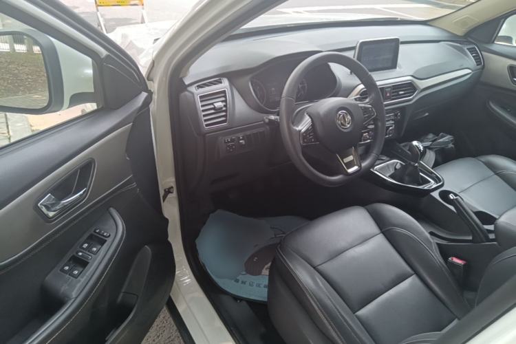 Used Dongfeng Fengon S560 2019 1.8L Manual Urban Model Driver Seat