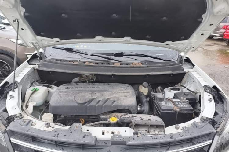 Used Dongfeng Fengon S560 2019 1.8L CVT Elite Model Engine Bay