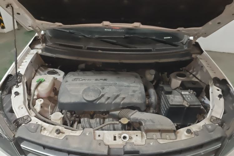 Used Dongfeng Fengon S560 2019 1.8L CVT Elite Model Engine Bay