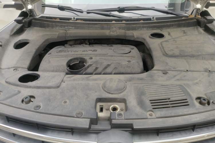 Used Dongfeng Fengon S560 2019 1.8L CVT Comfort Edition Engine Bay