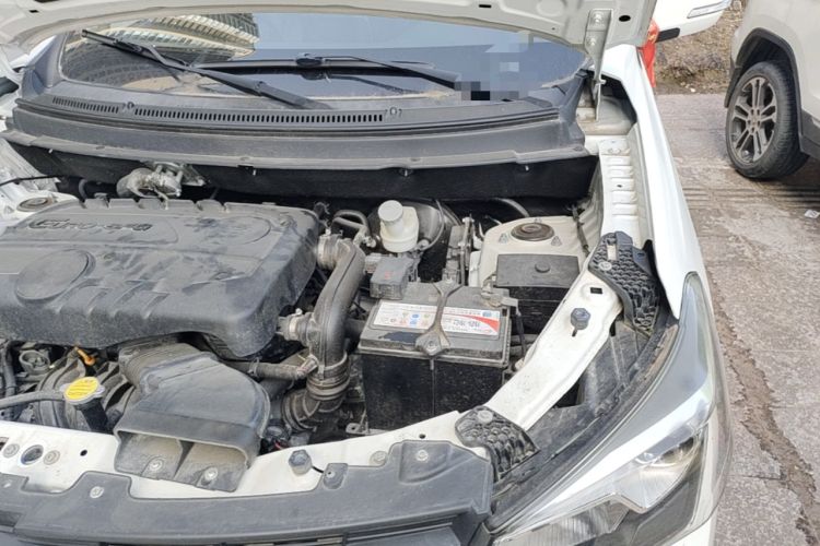 Used Dongfeng Fengon S560 2019 1.8L CVT Elite Model Engine Bay Left