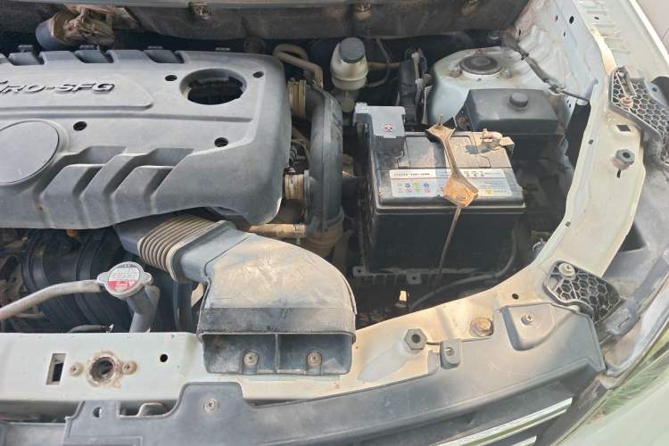 Used Dongfeng Fengon S560 2019 1.8L Manual Urban Model Engine Bay Left