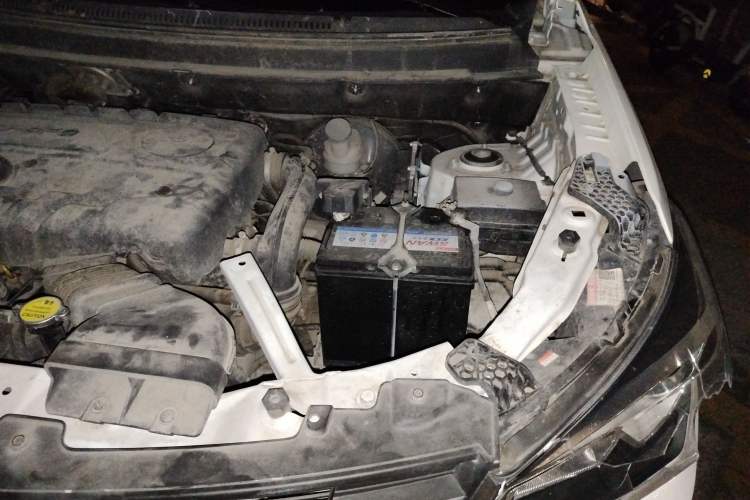 Used Dongfeng Fengon S560 2019 1.8L CVT Elite Model Engine Bay Left