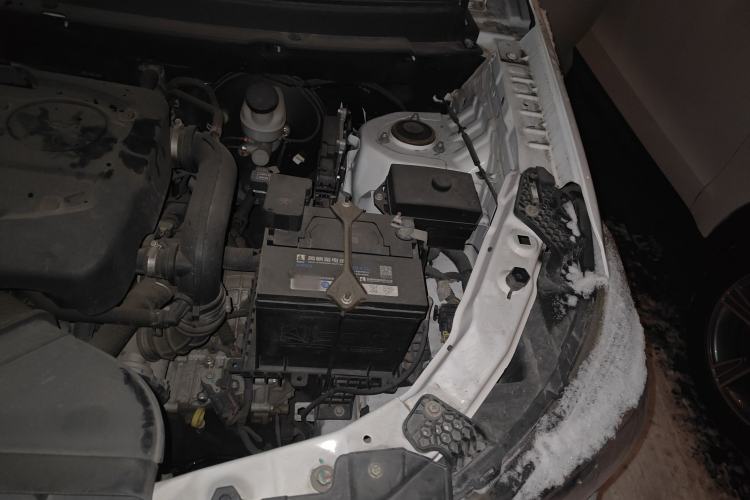 Used Dongfeng Fengon S560 2019 1.8L CVT Elite Model Engine Bay Left