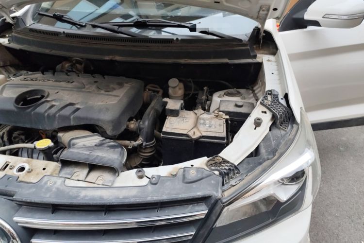 Used Dongfeng Fengon S560 2019 1.8L Manual Urban Model Engine Bay Left