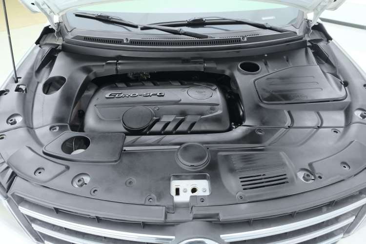 Used Dongfeng Fengon S560 2019 1.8L CVT Comfort Edition Engine Bay