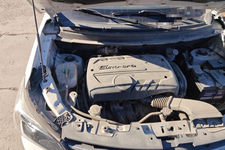 Used Dongfeng Fengon S560 2019 1.8L CVT Elite Model Engine Bay Right