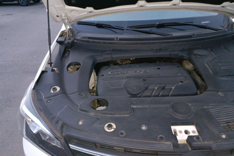Used Dongfeng Fengon S560 2019 1.8L CVT Comfort Edition Engine Bay Right
