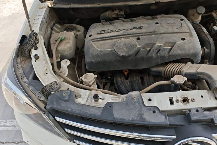 Used Dongfeng Fengon S560 2019 1.8L Manual Urban Model Engine Bay Right