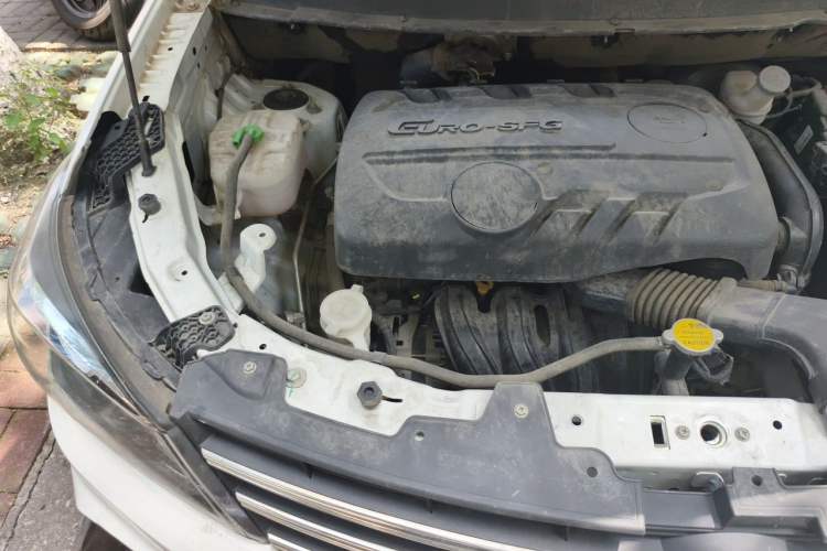 Used Dongfeng Fengon S560 2019 1.8L Manual Urban Model Engine Bay Right