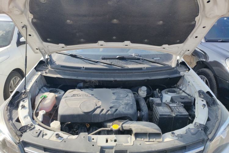 Used Dongfeng Fengon S560 2019 1.8L CVT Elite Model Engine Bay