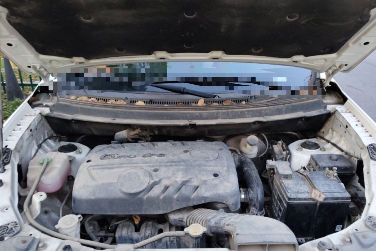 Used Dongfeng Fengon S560 2019 1.8L CVT Elite Model Engine Bay