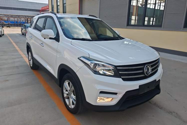 Used Dongfeng Fengon S560 2019 1.8L Manual Urban Model Exterior 1