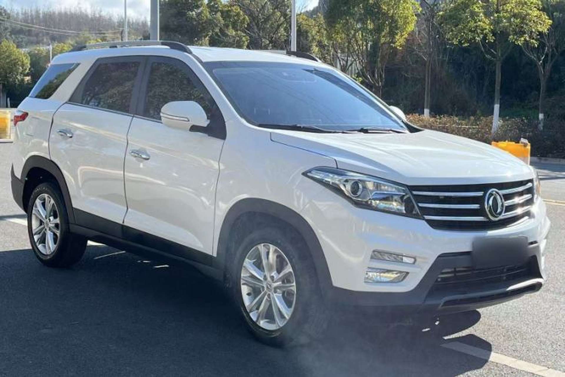 Used Dongfeng Fengon S560 2019 1.8L CVT Elite Model Exterior 4