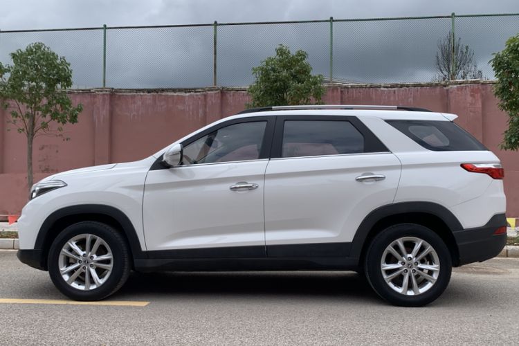 Used Dongfeng Fengon S560 2019 1.8L Manual Urban Model Exterior 4