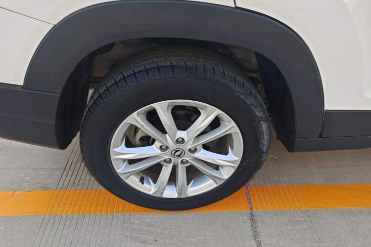Used Dongfeng Fengon S560 2019 1.8L Manual Urban Model Exterior 5