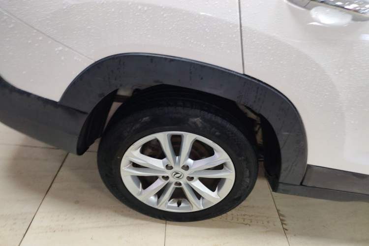 Used Dongfeng Fengon S560 2019 1.8L CVT Elite Model Exterior 5