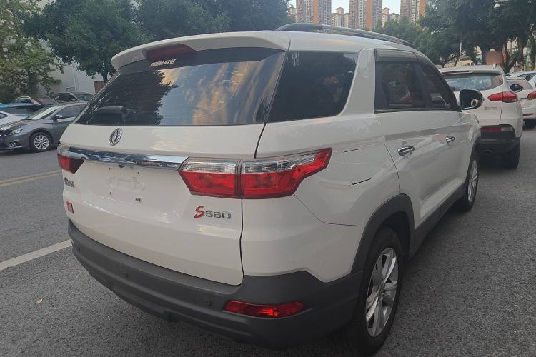 Used Dongfeng Fengon S560 2019 1.8L CVT Elite Model Exterior 5