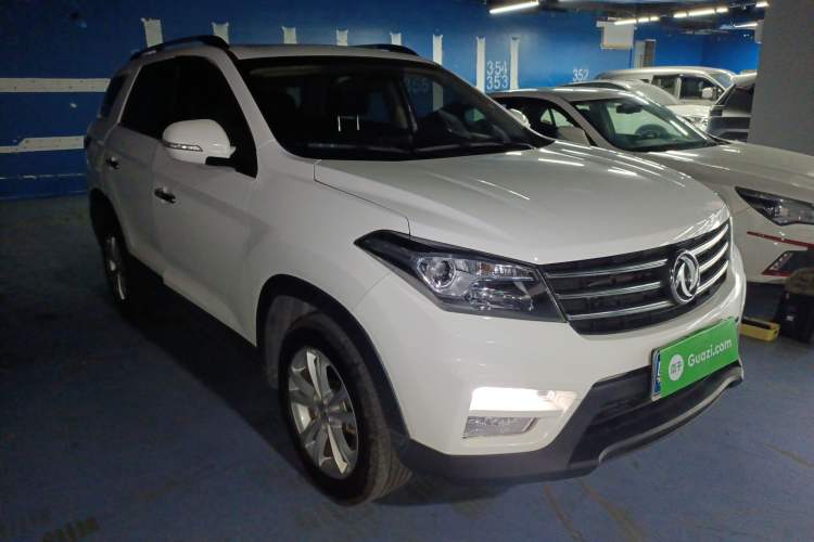 Used Dongfeng Fengon S560 2019 1.8L CVT Elite Model Front Right 45 Deg