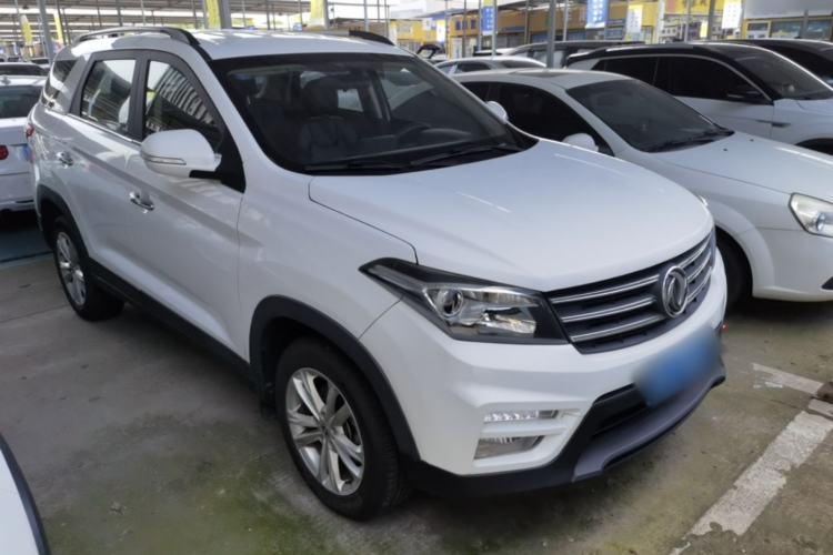 Used Dongfeng Fengon S560 2019 1.8L CVT Elite Model Front Right 45 Deg