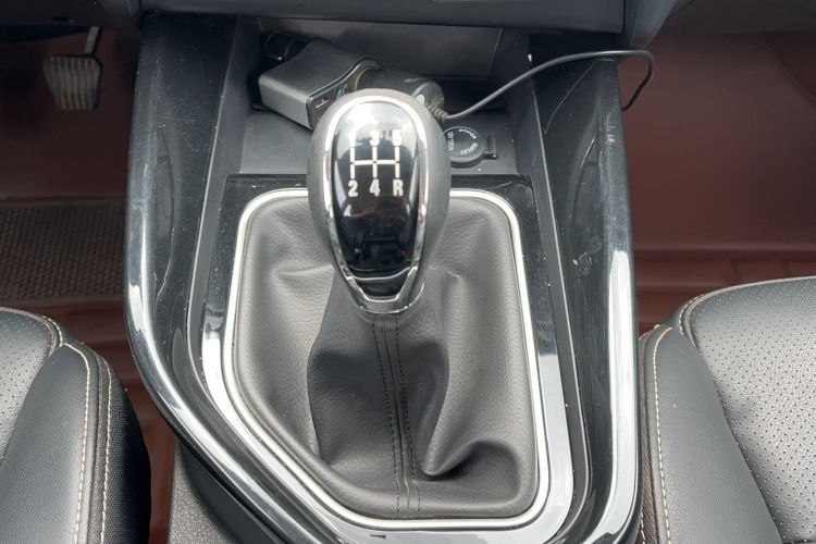 Used Dongfeng Fengon S560 2019 1.8L Manual Urban Model Gear Lever