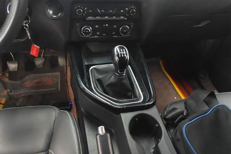 Used Dongfeng Fengon S560 2019 1.8L Manual Urban Model Gear Lever
