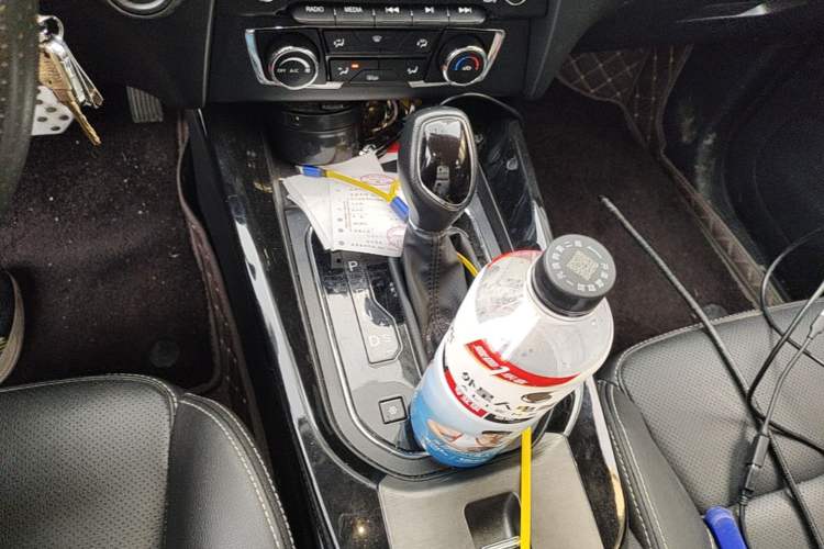 Used Dongfeng Fengon S560 2019 1.8L CVT Elite Model Gear Lever