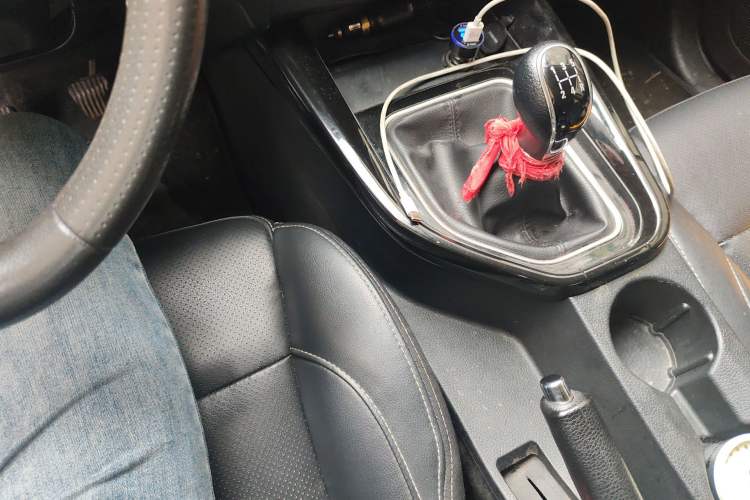 Used Dongfeng Fengon S560 2019 1.8L Manual Urban Model Gear Lever