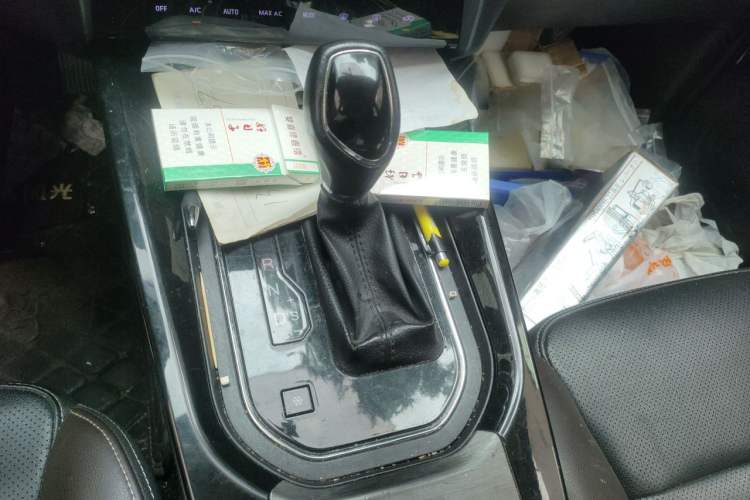 Used Dongfeng Fengon S560 2019 1.8L CVT Comfort Edition Gear Lever