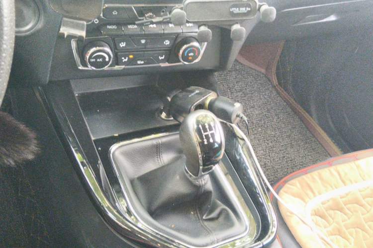Used Dongfeng Fengon S560 2019 1.8L Manual Urban Model Gear Lever