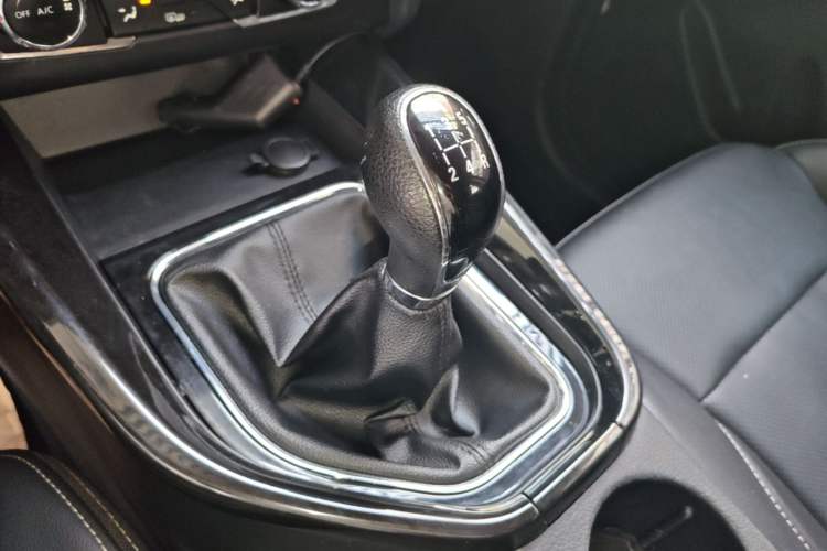 Used Dongfeng Fengon S560 2019 1.8L Manual Urban Model Gear Lever