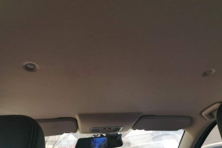 Used Dongfeng Fengon S560 2019 1.8L CVT Elite Model Headliner