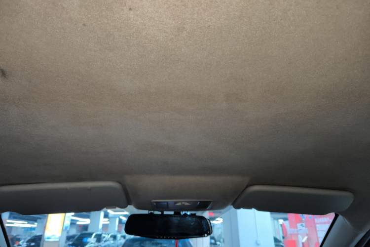 Used Dongfeng Fengon S560 2019 1.8L CVT Elite Model Headliner