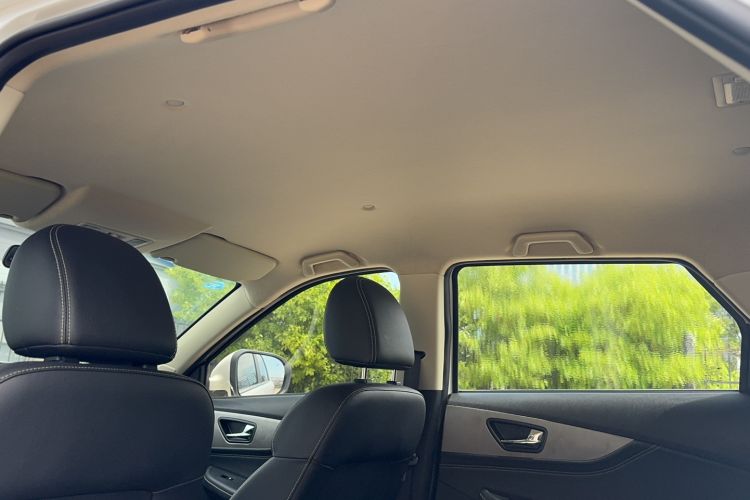 Used Dongfeng Fengon S560 2019 1.8L CVT Elite Model Headliner
